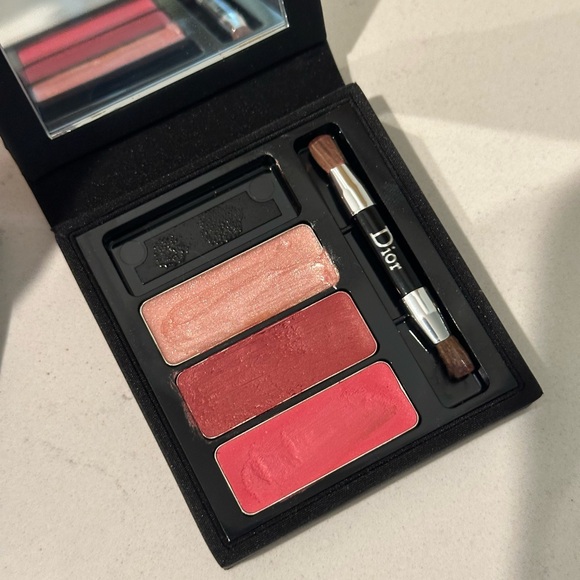 2 vintage Dior holiday make up palettes - Picture 4 of 5